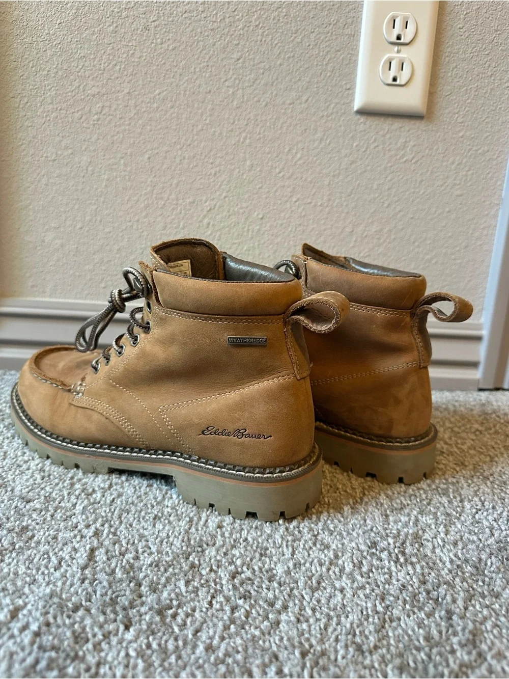 Eddie Bauer lightly worn